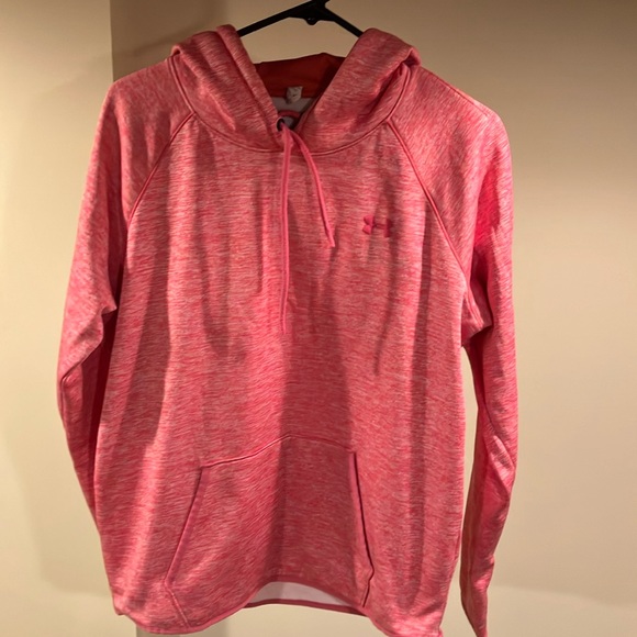 Under Armour, cold gear, hooded sweatshirt, slit on sleeve for finger - Picture 1 of 4